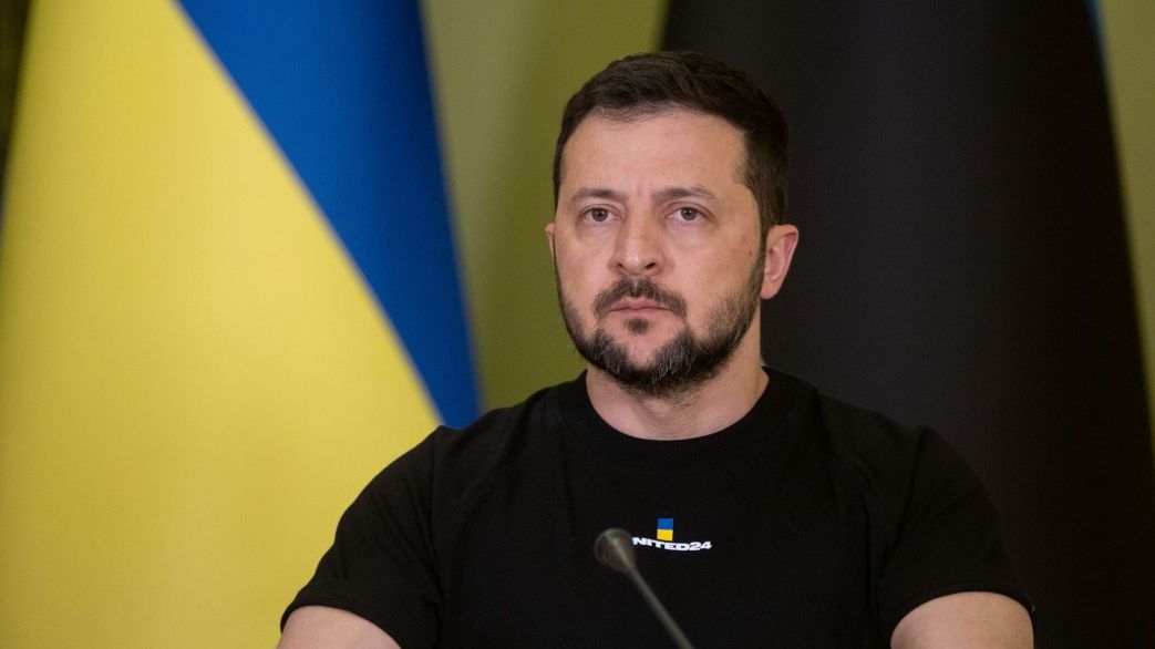 Ukrajinské síly v pondělí postoupily ve všech oblastech bojů, tvrdí Zelenskyj
